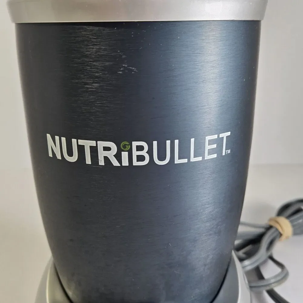 NutriBullet NB-WL012-23 Magic Bullet Blender Base Motor and 1 blade and cup